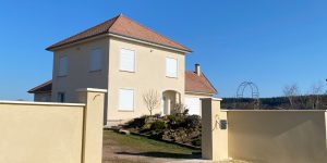 Muret enduit à l’enduit hydraulique – Résultat final