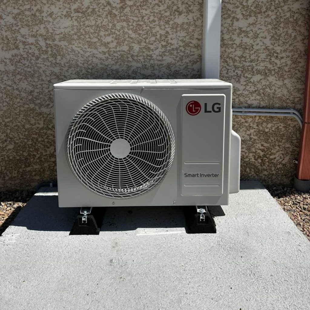 Installation de climatisation extérieure – Projet à Gourdon